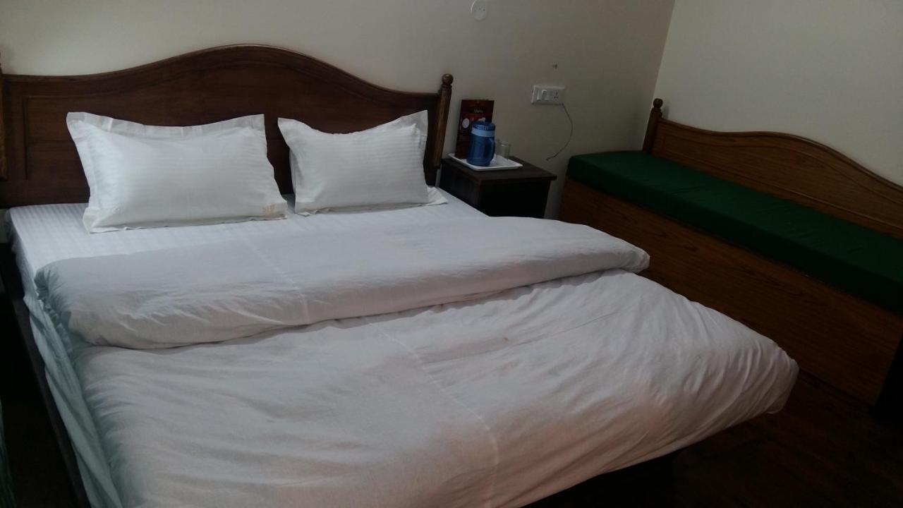 Hotel Le Talbot Shimla Bagian luar foto