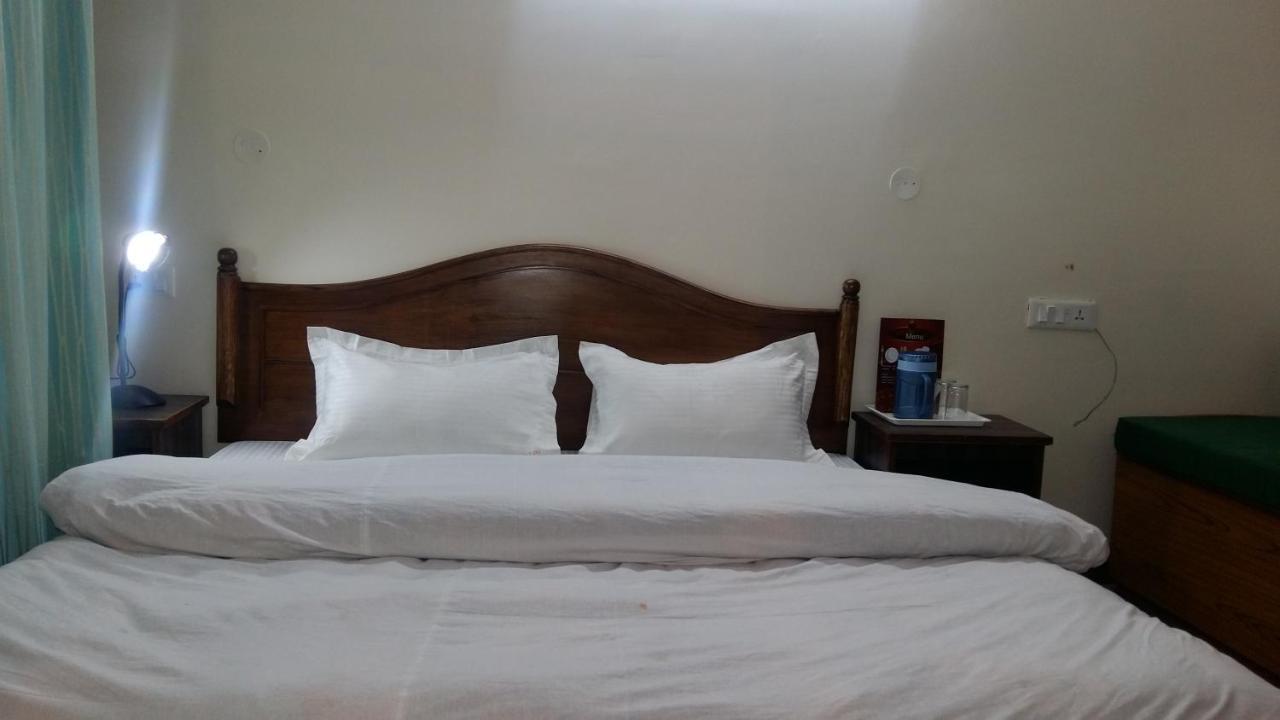 Hotel Le Talbot Shimla Bagian luar foto
