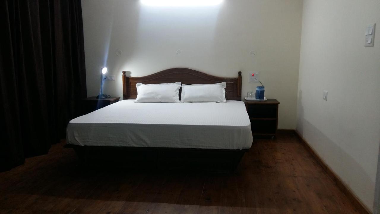 Hotel Le Talbot Shimla Bagian luar foto